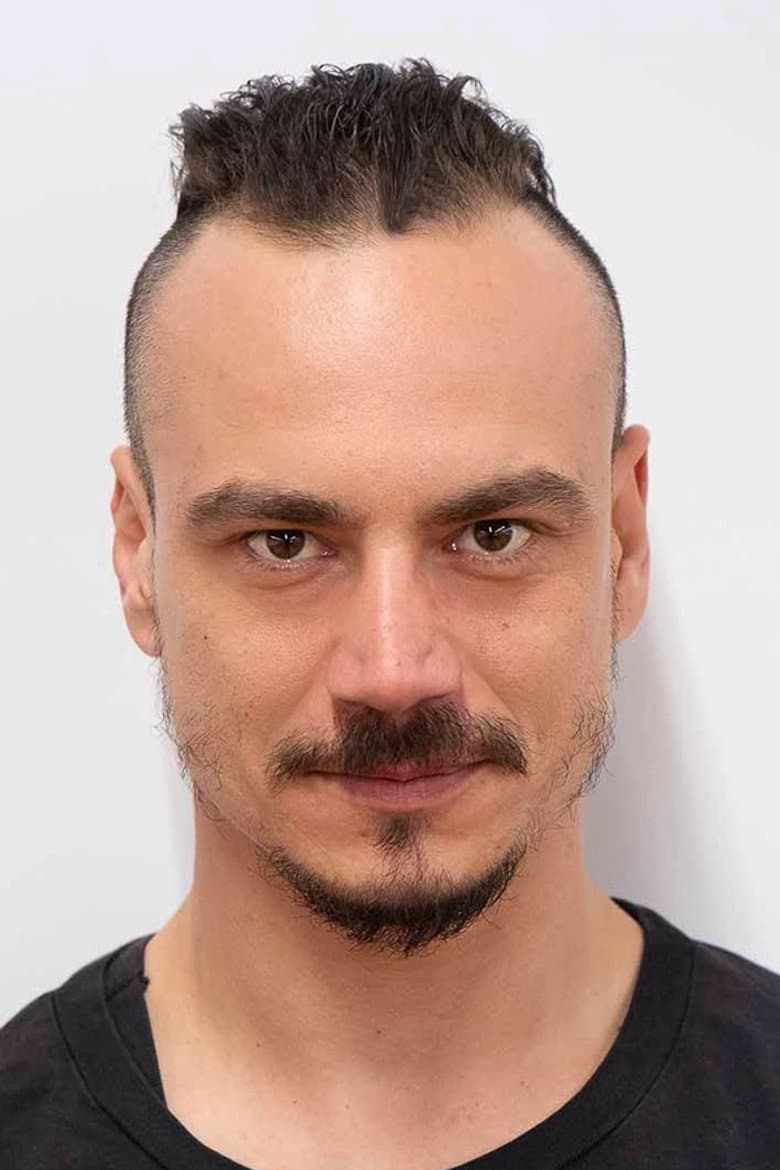 Ulaş Akşit